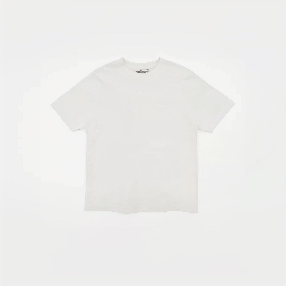 Essential – weißes T-Shirt mit Rundhalsausschnitt